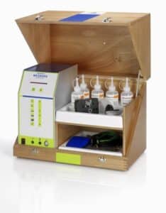 Générateur Programmable ME3000T avec Coffret en Bois - Alliance d'Élégance et de Technologie pour un Contrôle Avancé