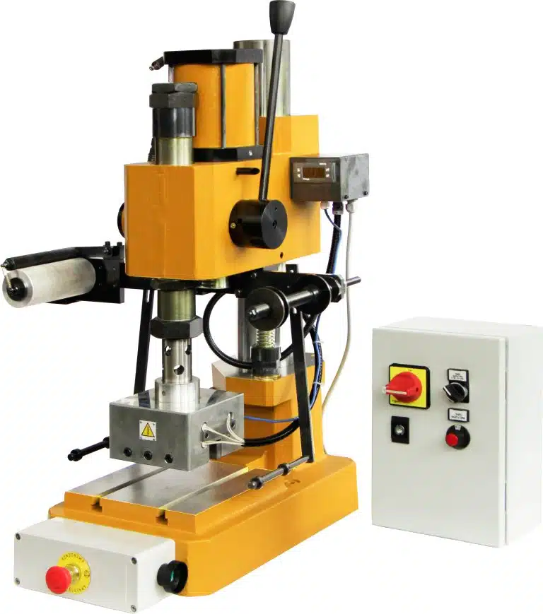 Machine à chaud pneumatique