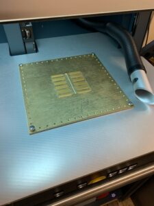 Outil de Pose Laser - Précision et Facilité pour des Opérations de Pose Optimal